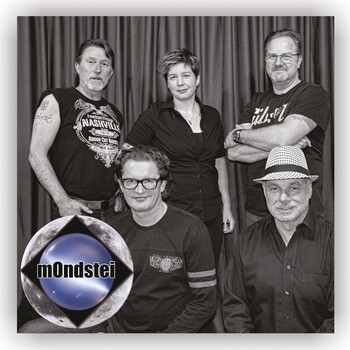 Mondstei
